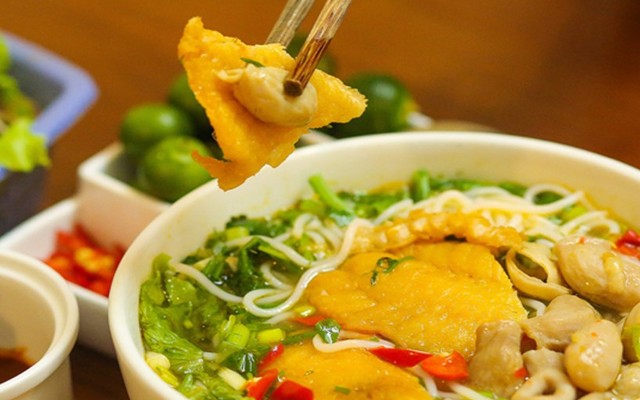 Bún - Bánh Đa Cá Rô Đồng Bà Là