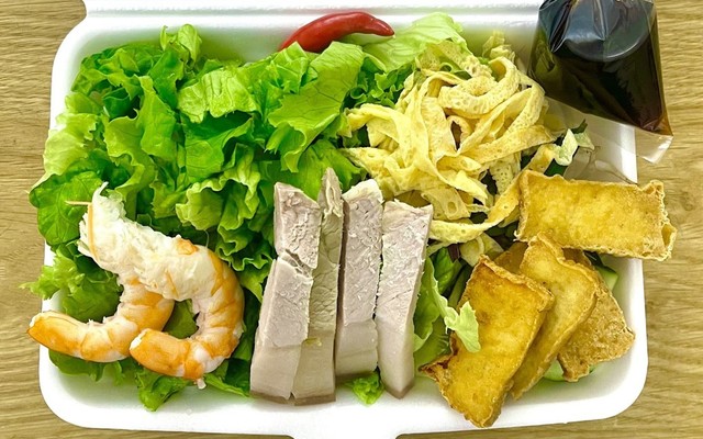 Bún Nước Tương, Trái Cây Tươi Thập Cẩm, Bánh Tráng Thịt Luộc - Giai Kỳ Quán