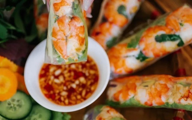 Tiệm Nhà Táo - Gỏi Cuốn, Nước Ép & Nem Nướng