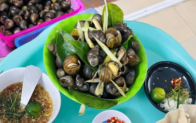 Ốc, Hàu & Chân Gà - Ốc Bảo Long