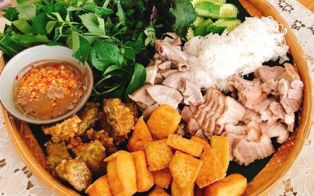 Tùng Béo - Bún Đậu Mắm Tôm - 227 Thạch Bàn