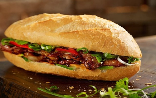Quán Bánh Mì & Cafe Truyền Thống - 23 Lê Văn Lương