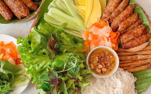 Nem Nướng Nha Trang Chính Gốc & Chả Giò Cá Trích - Quán Mai