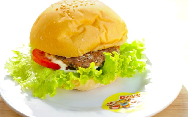 Dino Chicken - Gà Rán - 17 Nguyễn Công Trứ