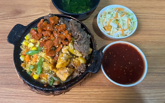 Cộng 84 - Cơm Thố & Cơm Đảo & Cơm Gà - Tạ Quang Bửu