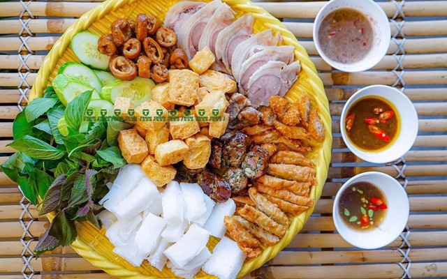 Bún Đậu & Cá Viên Chiên Kim Tiền - Lê Đình Cẩn