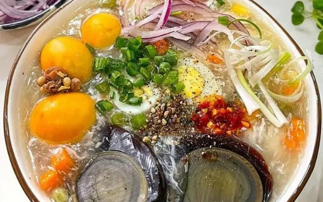 Út Minh - Bao Tử Cá Chiên Giòn, Súp Cua Tóc Tiên & Sốt Thái