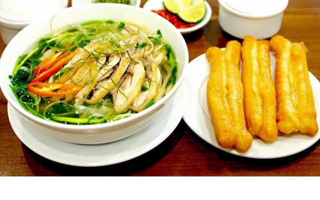 Phở Gà Gia Truyền - Tống Gia Tây Bắc
