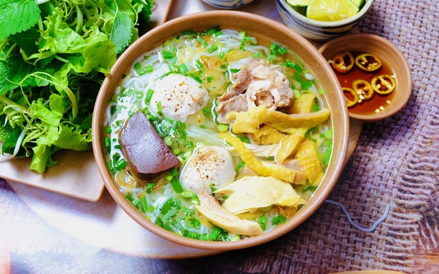 Quán Ngon Bún Mọc - Cách Mạng Tháng Tám