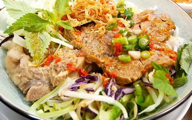 Bún Bò Khô - Cái Tiệm Ăn
