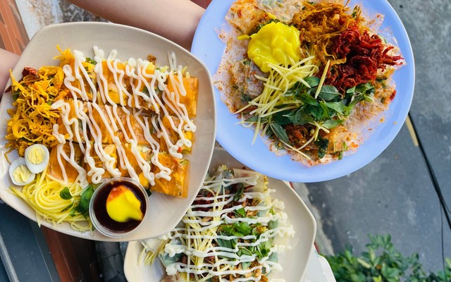 Bánh Tráng Trộn Bi Lak - Lê Độ