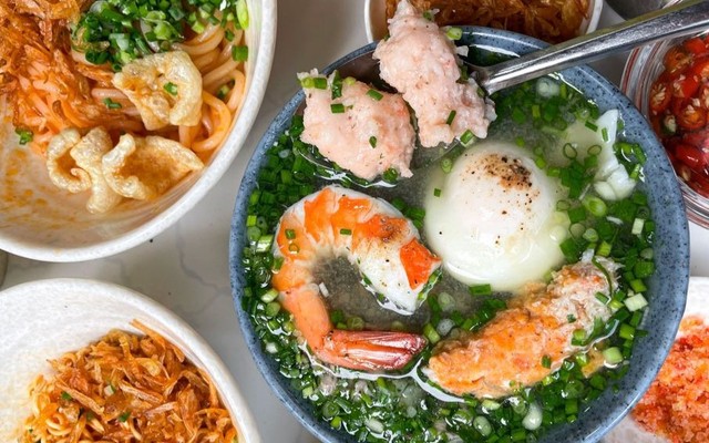 Bún Nước - Mì Trộn Cô Kim - Phùng Văn Cung