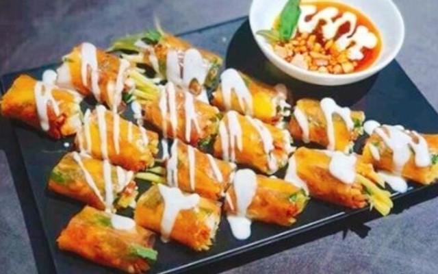 Tiệm Bánh Tráng Trộn Nè - 32 Nguyễn Tri Phương