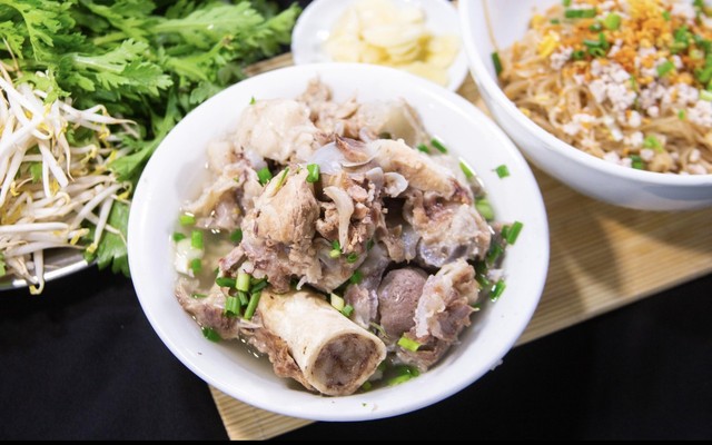 Thiên Ý Quán - Bùi Quang Là
