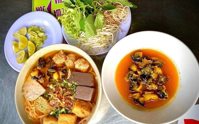 Bún Riêu Cua Ốc Yến Quỳnh - Trương Định