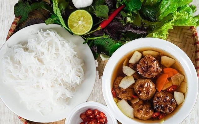 Bún Chả - Phở Gà Ta Họ Đỗ
