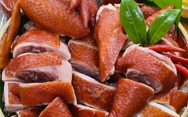 Bảo Anh Foods - Gà Ủ Muối Hoa Tiêu & Gà Ủ Xì Dầu Thảo Mộc - Trảng Dài