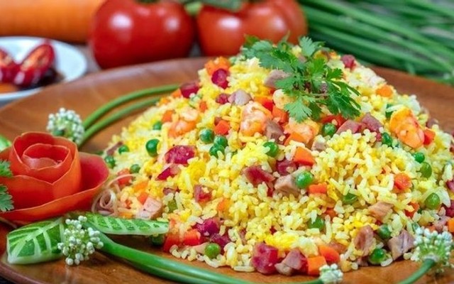 Cơm Gà Xối Mỡ A Lý - CC Ngô Gia Tự