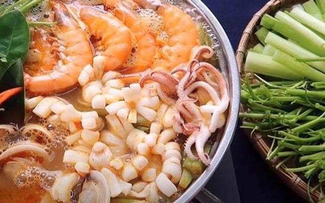 Ẩm Thực Làng Gió - Nguyễn Văn Cừ