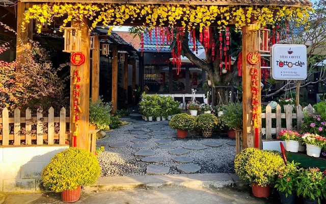 Tiệm Cà Phê Totto Chan - Hà Kỳ Ngộ