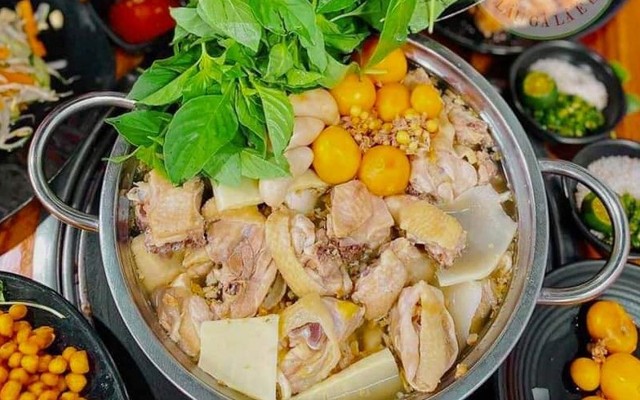 Lẩu Bò & Lẩu Gà Lá É Dĩ An