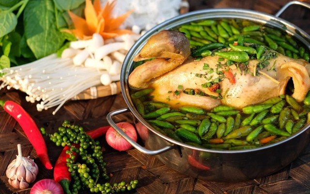 Quán Nhỏ Ơi - Lẩu Gà Tiềm Ớt Hiểm & Bao Tử Cá Nướng - Ấp Mới 1