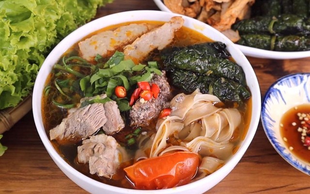 Yến Nhi - Nguyễn Khang