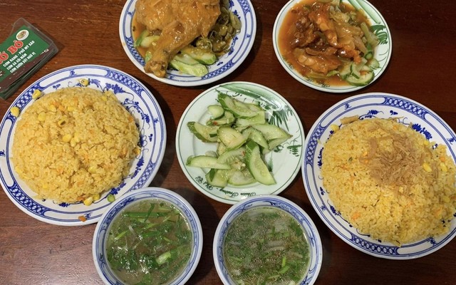 Phở Bò Thiên Trường - Cơm Gà Xối Mắm - Ngõ Tự Do