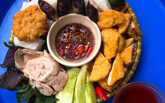 Bún Đậu Mơ & Chè Sầu - Trương Định