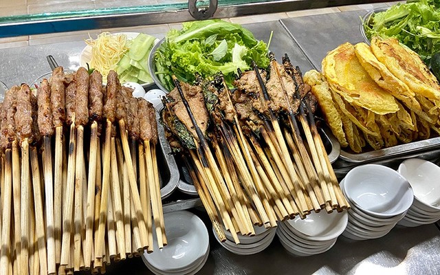 Ty Tâm - Nem Lụi & Bánh Xèo - Chợ Cồn