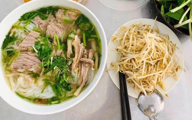 Phở Hồng - Miến & Bún - Lê Văn Hiến