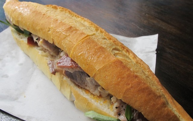 Xuân - Bánh Mì & Bánh Bột Lọc Huế - Hải Phòng