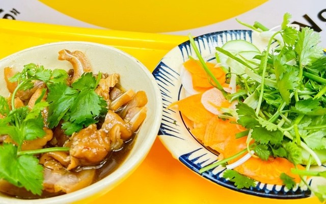 Phá Lấu Cô Hiển - Bùi Quốc Khánh