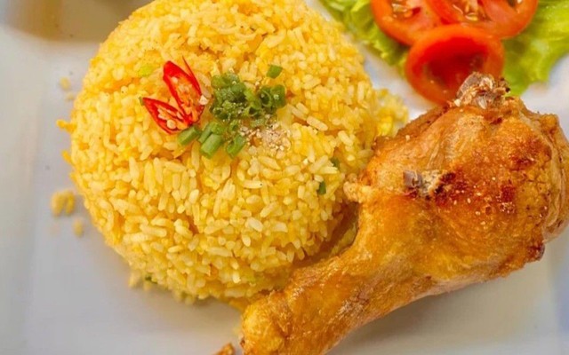 Cơm Gà Minh Khôi - Khu Văn Hoá Tây Đô
