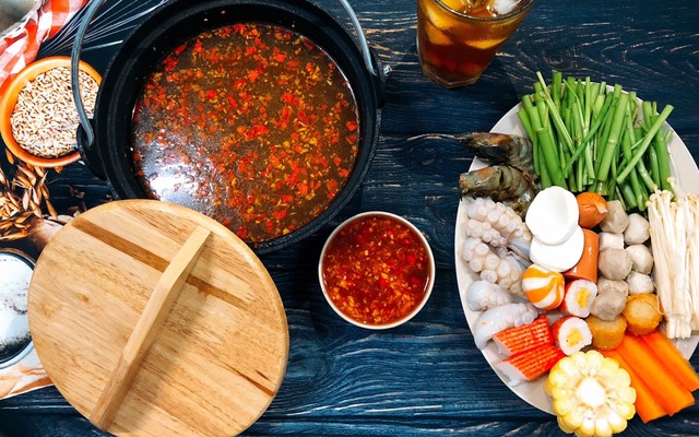 Laluna - Street Food - Vũ Hồng Phô
