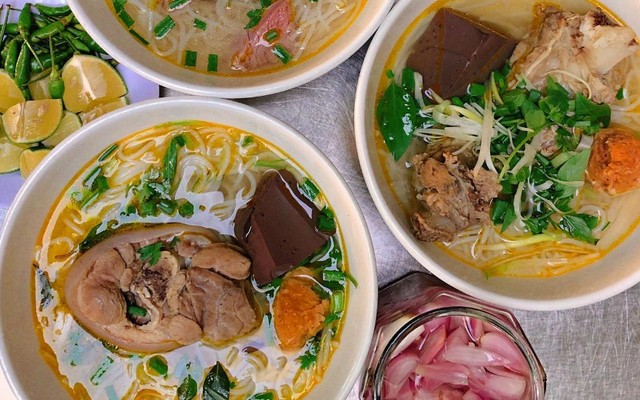 Kha - Bún bò - Đoàn khuê