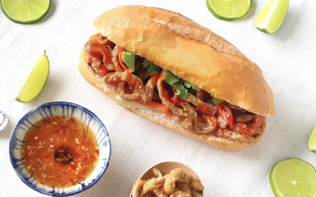 Bánh Mì Chả Cá Khánh Chi - Bánh Mì Chả Cá & Xôi Chả Cá