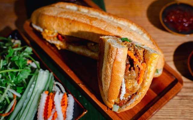 Sala - Bánh Mì & Coffee - Điện Biên Phủ