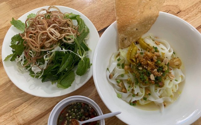 Mì Quảng Nội Yêu - Bánh Bèo - Xa Lộ Hà Nội