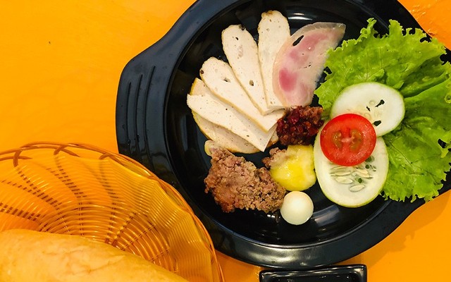 Bánh Mì Chấm - Hí Kitchen - Hải Phòng