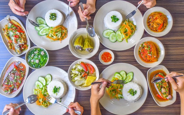 Cơm Tấm Minh Xuân - Huỳnh Văn Nghệ