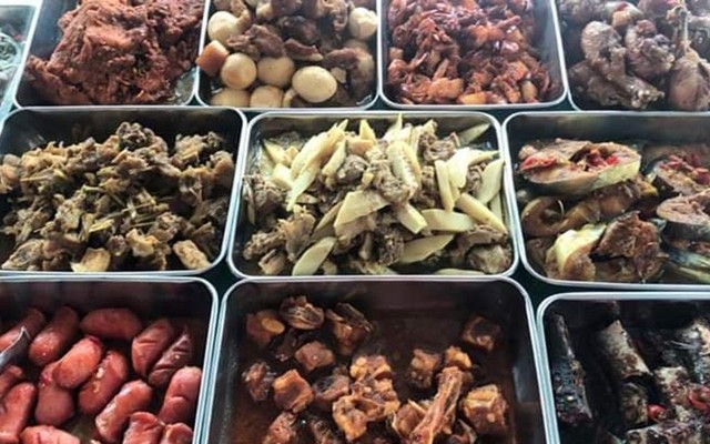 Quán Cơm 27 - Nguyễn Công Triều