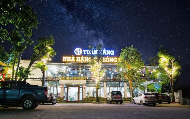 Tuấn Hằng - Nhà Hàng Cá Sông Đà - ĐH Công Nghiệp