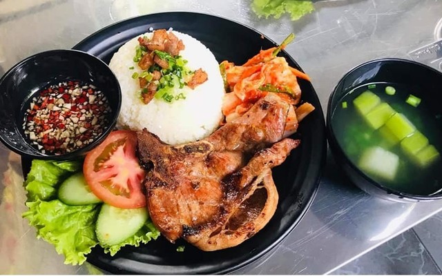 Cơm Tấm 76 - Trịnh Công Sơn