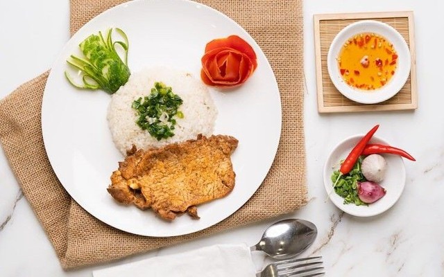 Cơm Tấm Quán Hên - Ăn Vặt - Cà Phê Rooftop