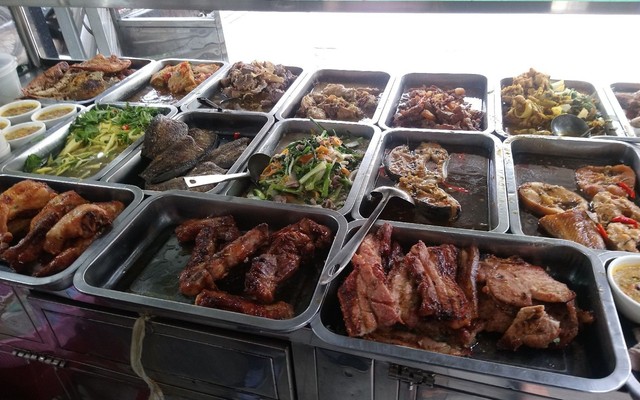 QUÁN CƠM GIA ĐÌNH 108 - ÂU DƯƠNG LÂN