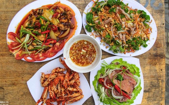 Hoàng Yến  - Quán nhậu - Lê Văn Phan 