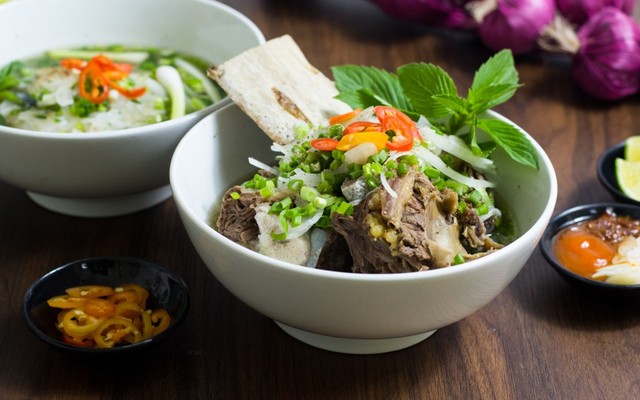 Phở Năm Ơi - Phở Trộn Bắp Hoa - Hậu Giang