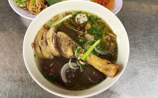 Sumo Quán - Bún Gà - Huỳnh Văn Lũy
