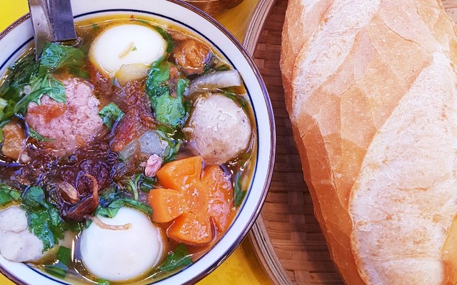 Mì Trộn Bếp Của Ngoại - Phạm Văn Đồng